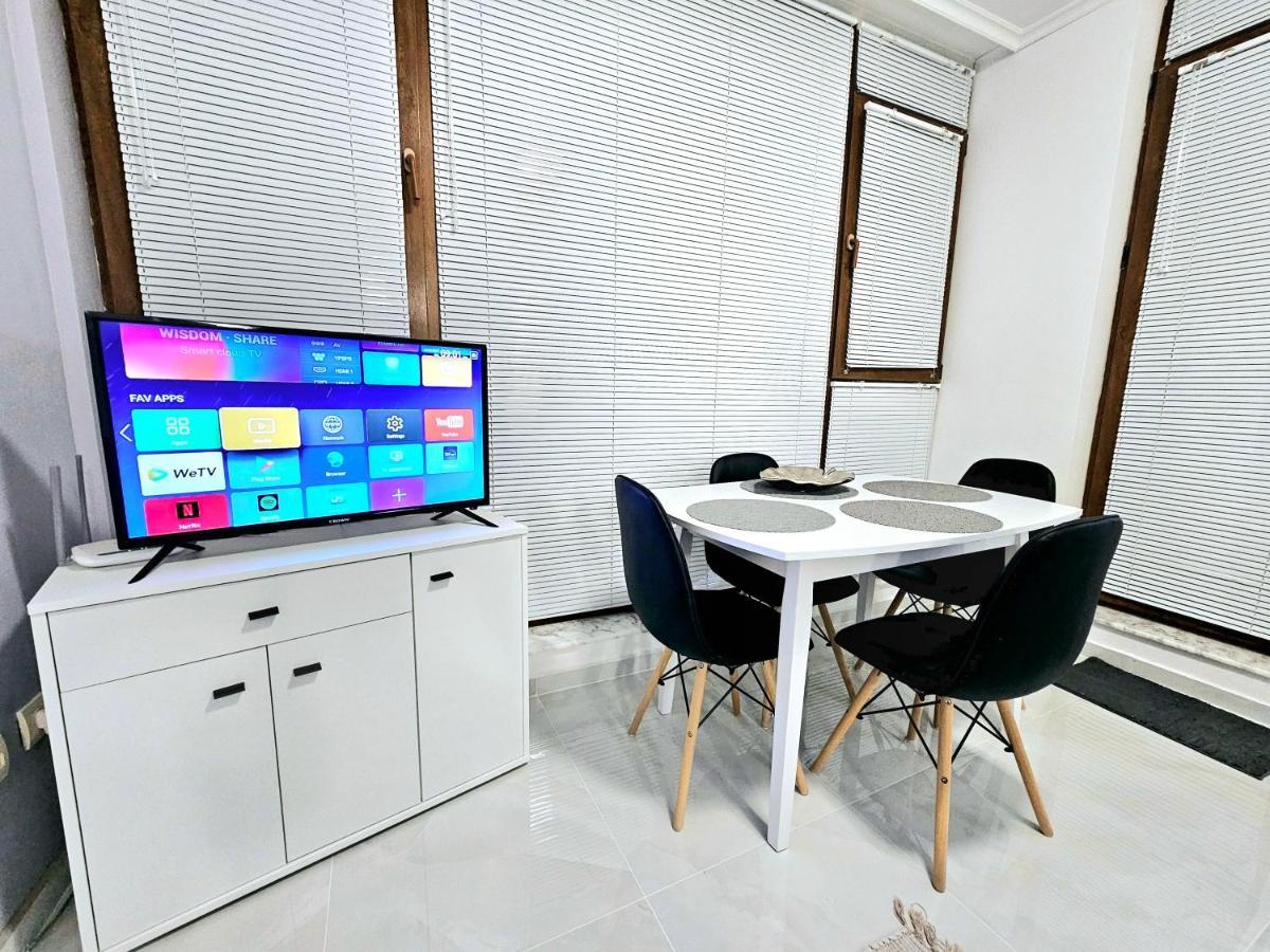 Studio Apartment With Balcony 300M From Beach Sunny Beach Eksteriør billede